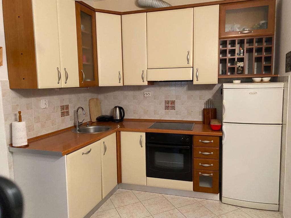 דירות ספליט Apartman Bella מראה חיצוני תמונה
